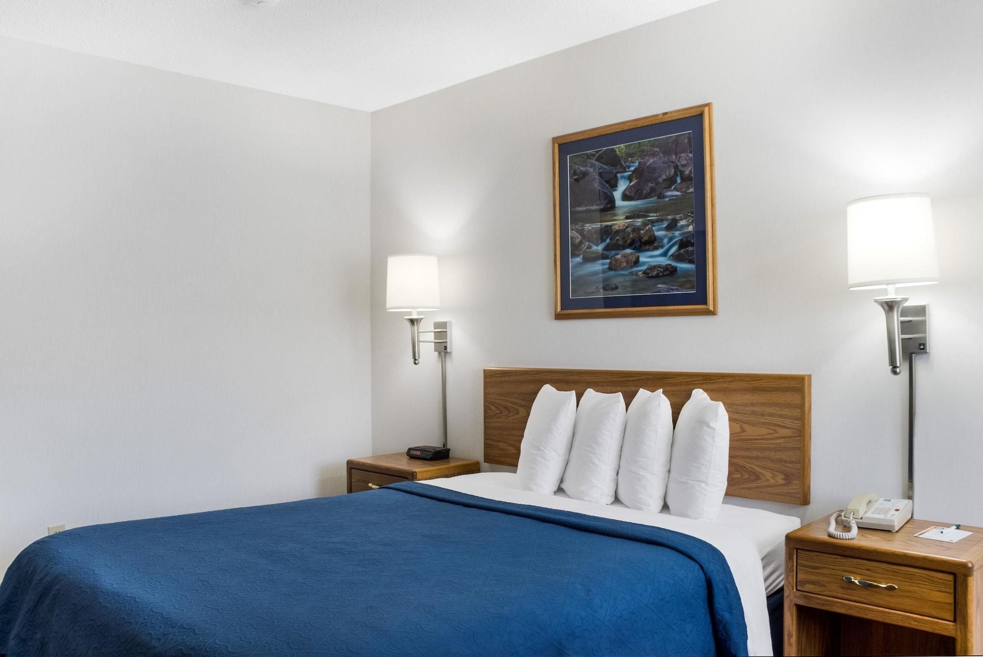 Everspring Inn & Suites Хилл-Сити Экстерьер фото