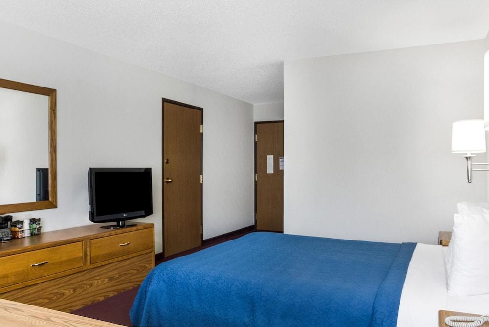 Everspring Inn & Suites Хилл-Сити Экстерьер фото
