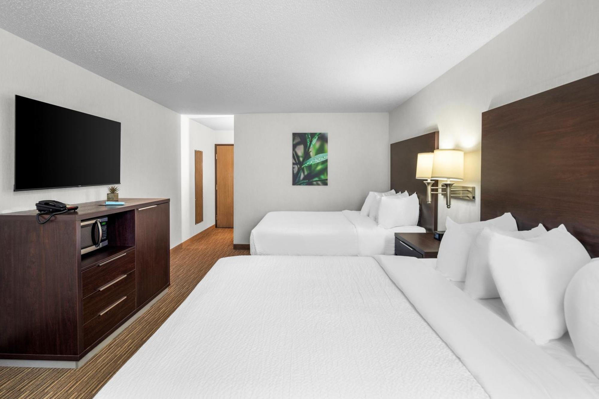 Everspring Inn & Suites Хилл-Сити Экстерьер фото