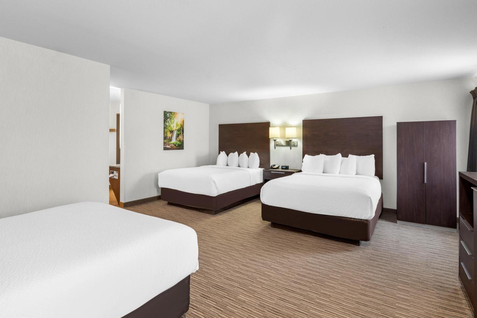 Everspring Inn & Suites Хилл-Сити Экстерьер фото