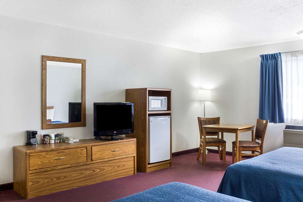 Everspring Inn & Suites Хилл-Сити Номер фото