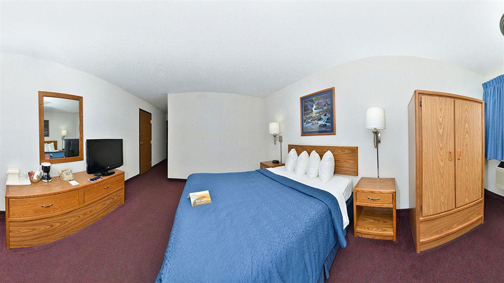 Everspring Inn & Suites Хилл-Сити Экстерьер фото